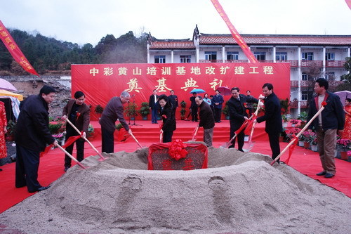 阿斯：阿諾德明夏加盟皇馬將影響巴斯克斯，他可能不會(huì)續(xù)約